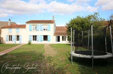 vente maison 224 000 € à proximité de Beauvoir-sur-Niort (79360)