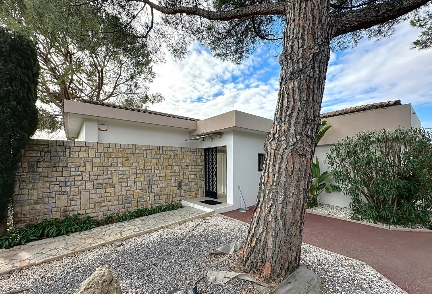 Vente maison 4 pièces 163 m² Mougins (06250) — photo 1
