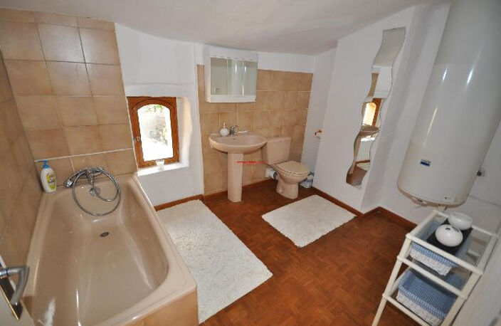 Maison de village en Pierre — photo 2