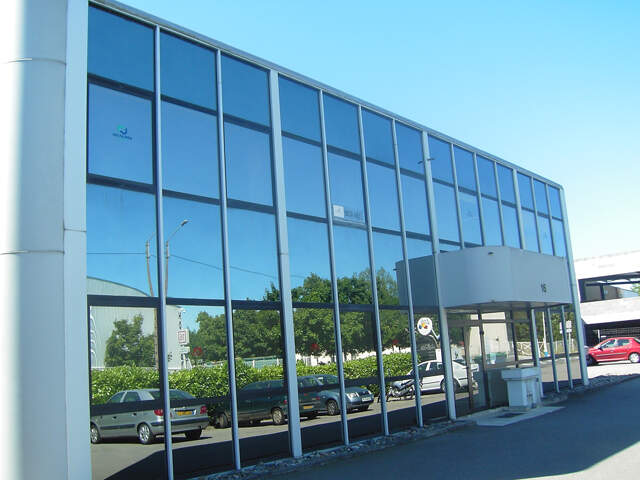 BARRIERE DE PARIS - Local commercial - 231m2 - 2500 EUR HT — photo du bien