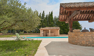 Maison 7 Pièces 280 m² à vendre à Sabran (30200)