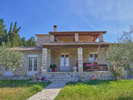 Maison de 280m2 au coeur des vignes - Sabran — photo 2