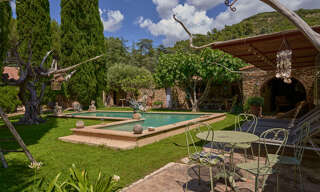 Maison 12 Pièces 256 m² à vendre à Cheval-Blanc (84460)