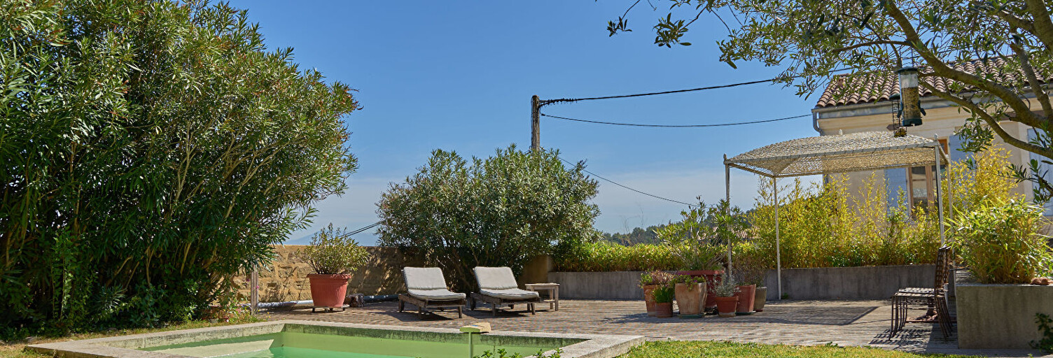 Maison 5 Pièces 198 m² à vendre à Barbentane (13570)