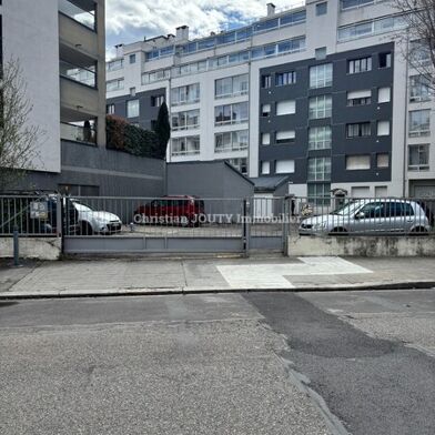 Garage  99 €