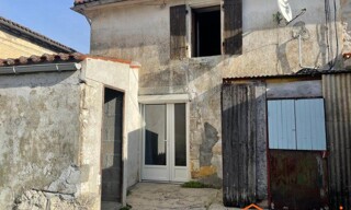 Maison 4 Pièces 70 m² à vendre à Saint-Jean-d'Angély (17400)