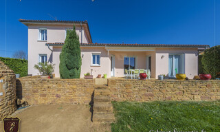 Maison 6 Pièces 140 m² à vendre à Val d'Oingt (69620)