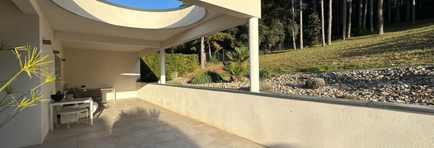 Maison 7 Pièces 216 m² à vendre à Montélimar (26200)