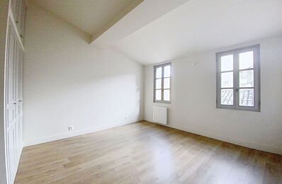 location appartement 899 € CC /mois à proximité de Avignon (84000)