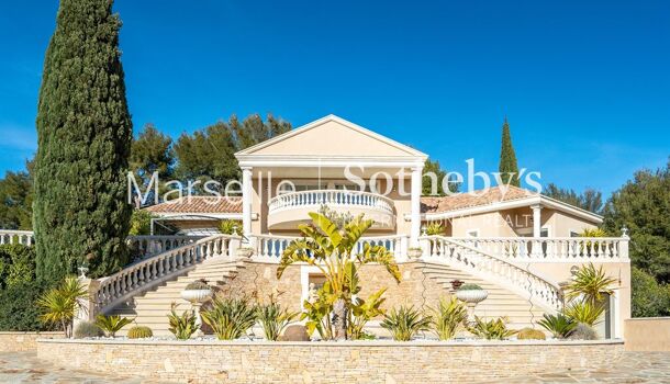 Villa / Maison 10 pièces  à vendre La Ciotat 13600