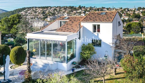 Villa / Maison 7 pièces  à vendre Carnoux-en-Provence 13470