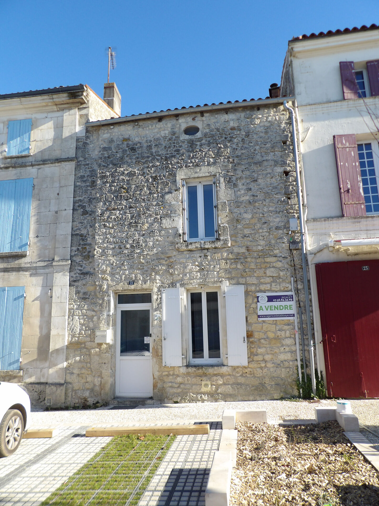 Villa / Maison 3 pièces  à vendre Saint-Savinien 17350
