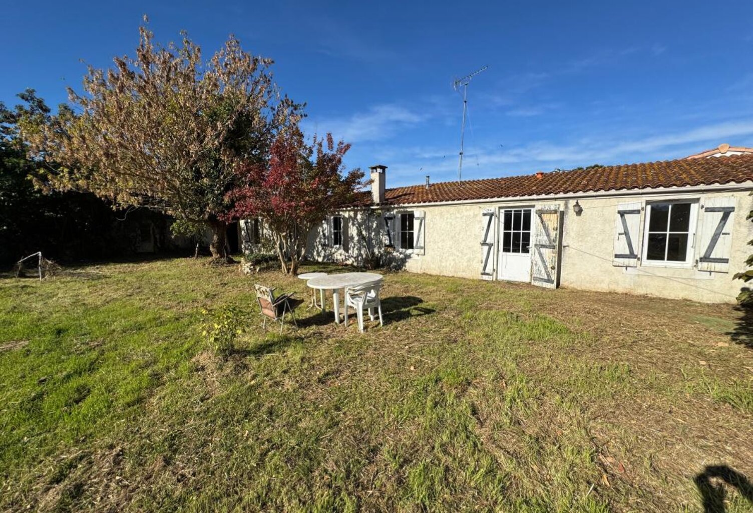 Maison À Vendre — photo 1