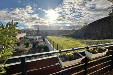 Appartement 4 pièces 255000 €