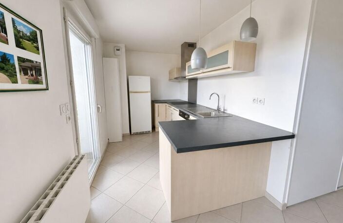 Appartement T4 avec grande terrasse et double garage — photo 5