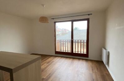 location appartement 510 € CC /mois à proximité de Bélus (40300)