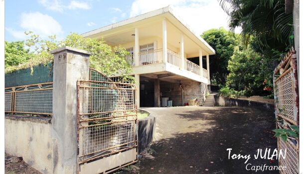 Villa / Maison 6 pièces  à vendre Basse-Terre 97100