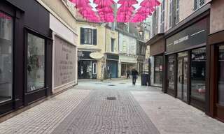 Commerce 1 Pièce 48 m² à louer à Montluçon (03100)