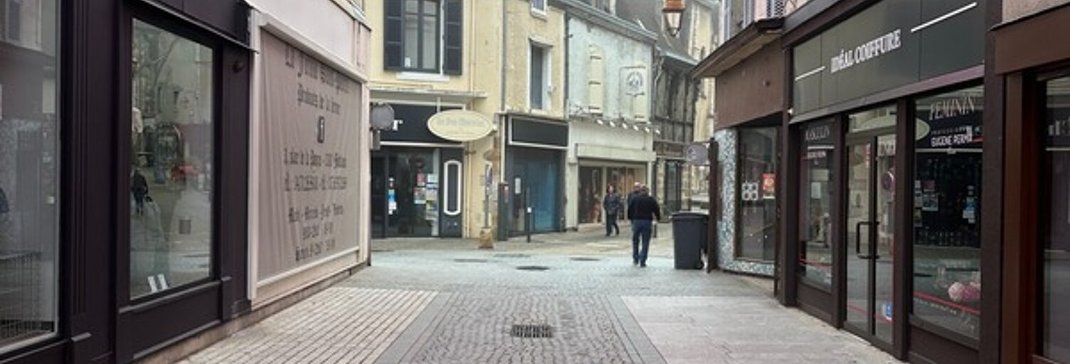 Commerce 1 Pièce 48 m² à louer à Montluçon (03100)