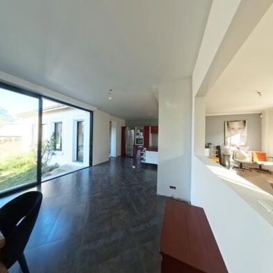 Maison 6 pièces 150 m²