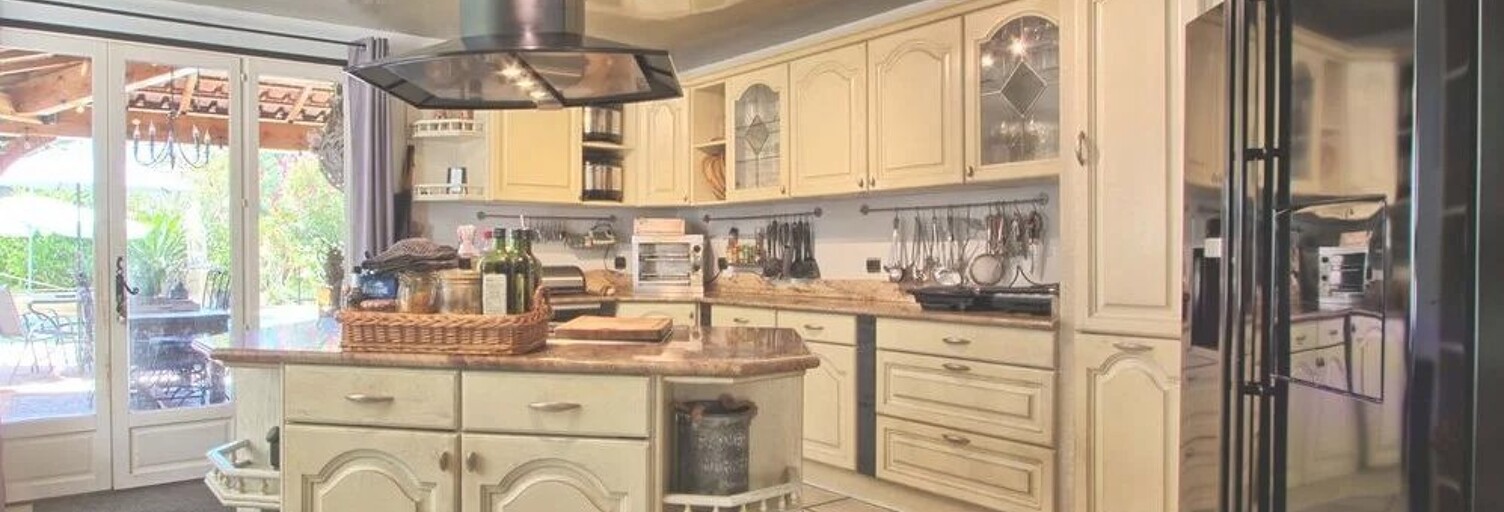 Maison 14 Pièces 450 m² à vendre à Hyères (83400)