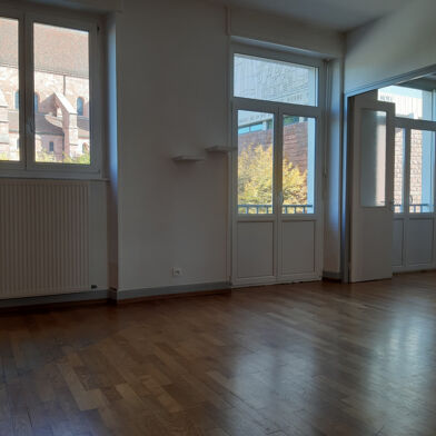Appartement 3 pièces 445 €