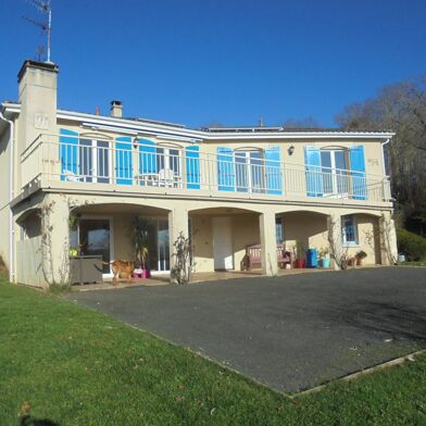 Maison 7 pièces 312000 €