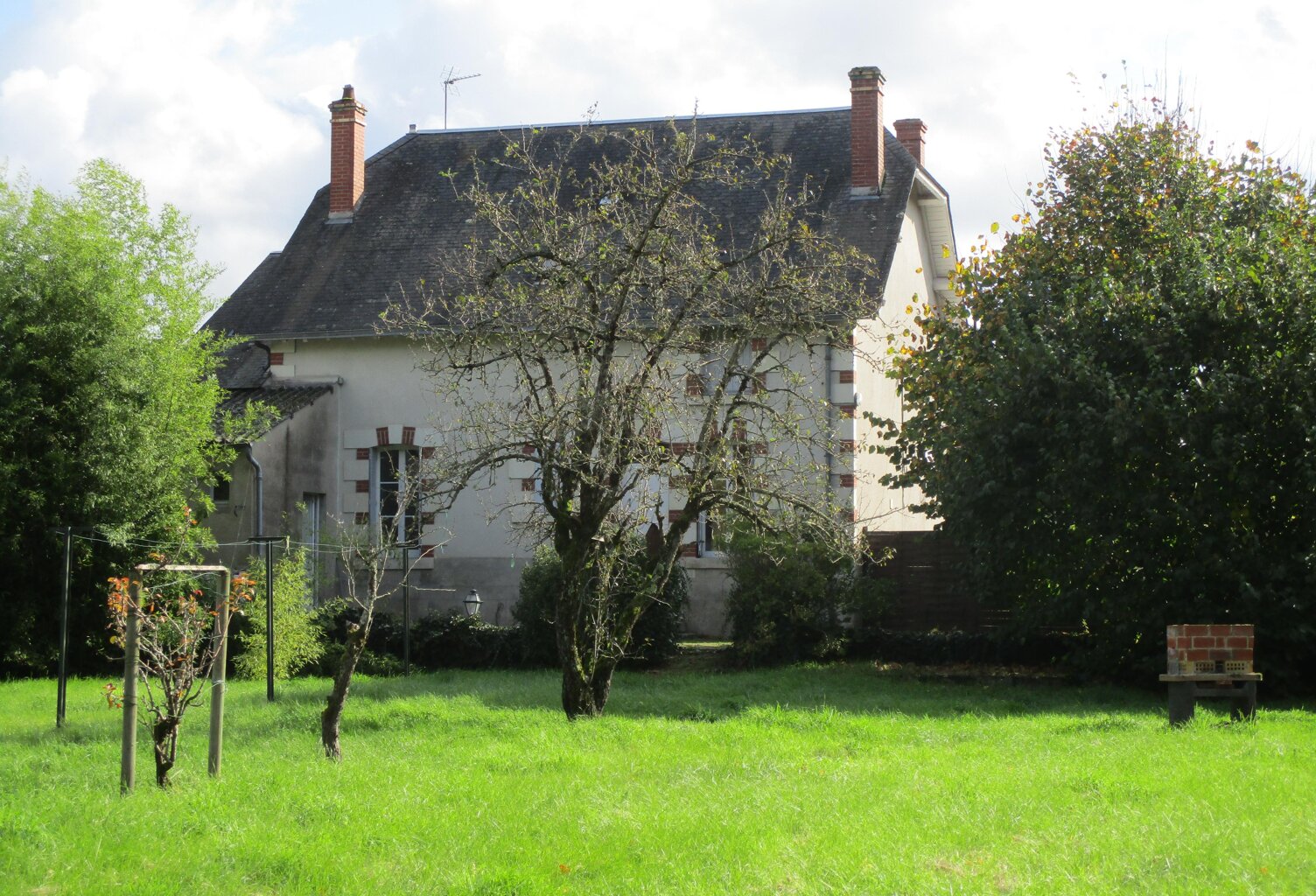 Maison d'habitation proche centre-ville — photo 1