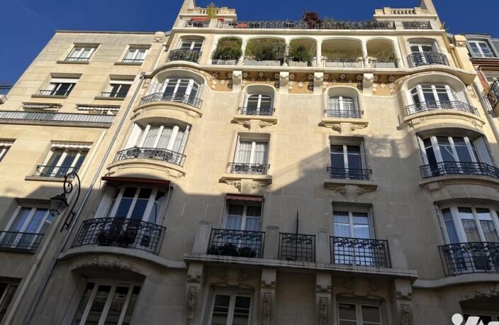 Vente appartement 4 pièces 94 m² Neuilly-sur-Seine (92200) — photo 2