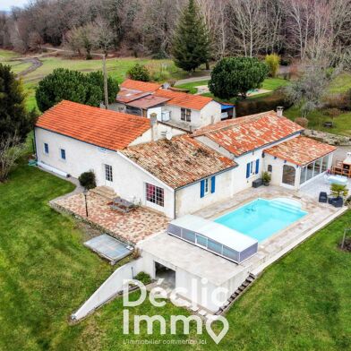 Maison 10 pièces 470250 €