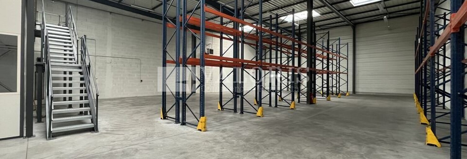 Commerce  656 m² à louer à Oullins-Pierre-Bénite (69600)