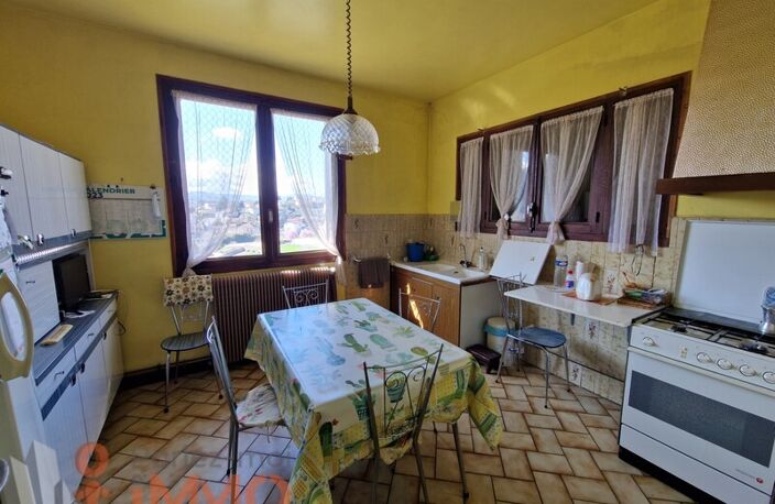 Villa — photo 4