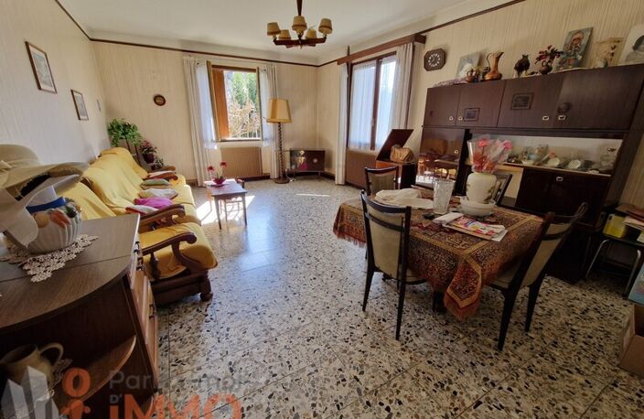 Villa — photo 5