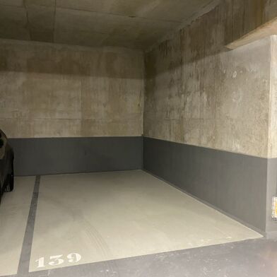 Garage  94 €