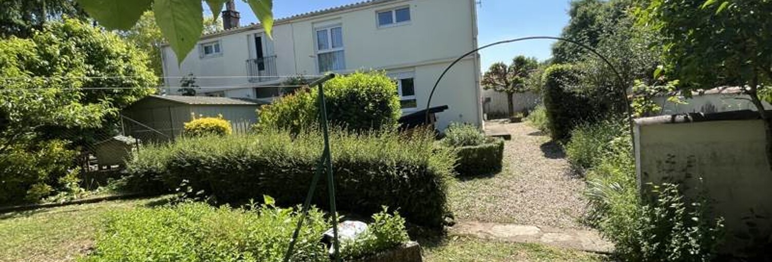 Maison 4 Pièces 70 m² à vendre à Saint-Jean-d'Angély (17400)