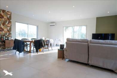 Maison 4 pièces 365750 €