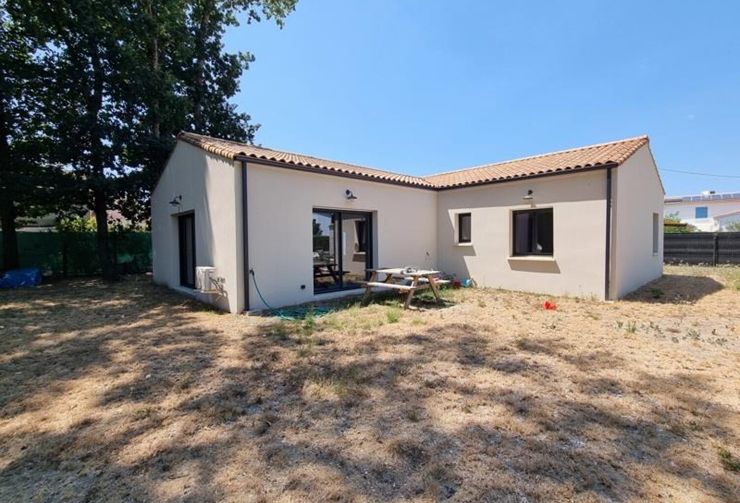 Villa de 4 pièces principales — photo 1