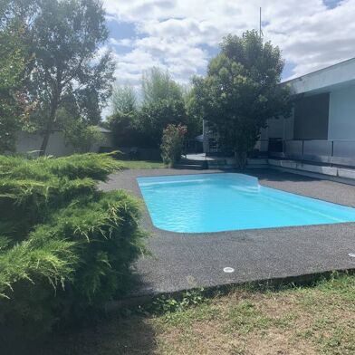 Maison 5 pièces 370000 €