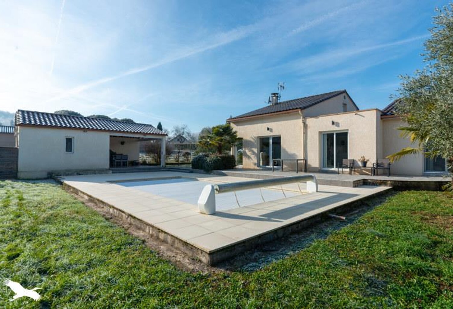 Contemporaine de 7 pièces principales — photo 1