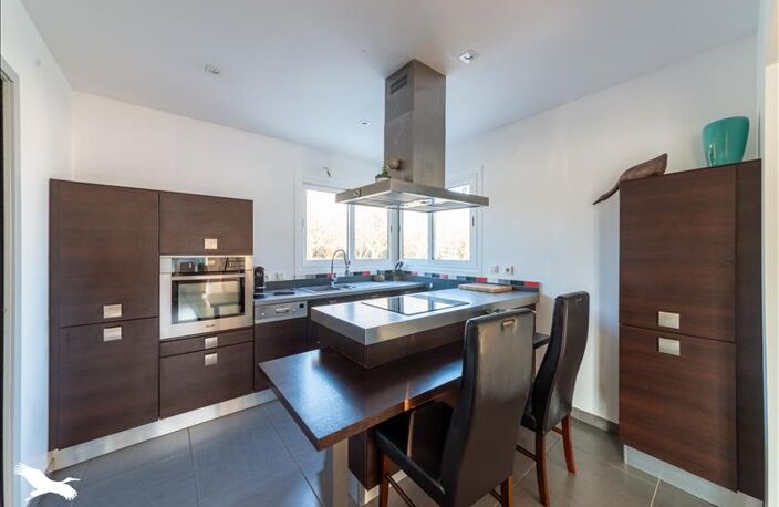Contemporaine de 7 pièces principales — photo 4