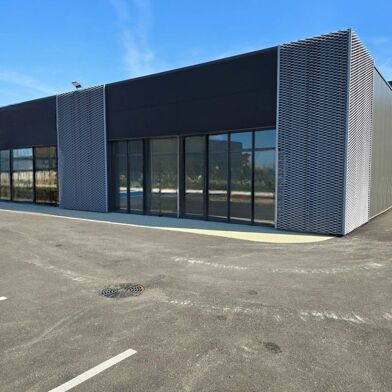 Commerce  335000 €