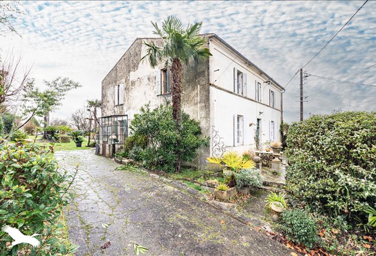 Maison en pierre de 6 pièces principales — photo 1