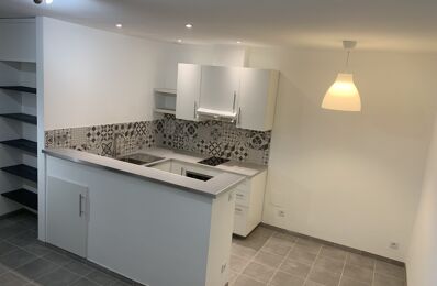 location appartement 498 € CC /mois à proximité de Brignoles (83170)