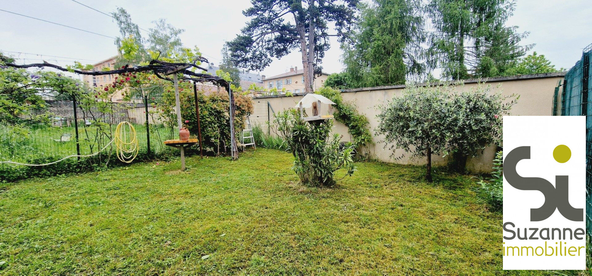 Villa / Maison  T5 à vendre Rives 38140