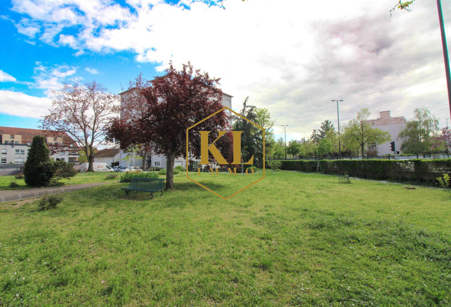 4 pièces de 102.82 m² à 5 minutes à pied du centre ville — photo 1