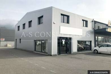 Commerce  397500 €