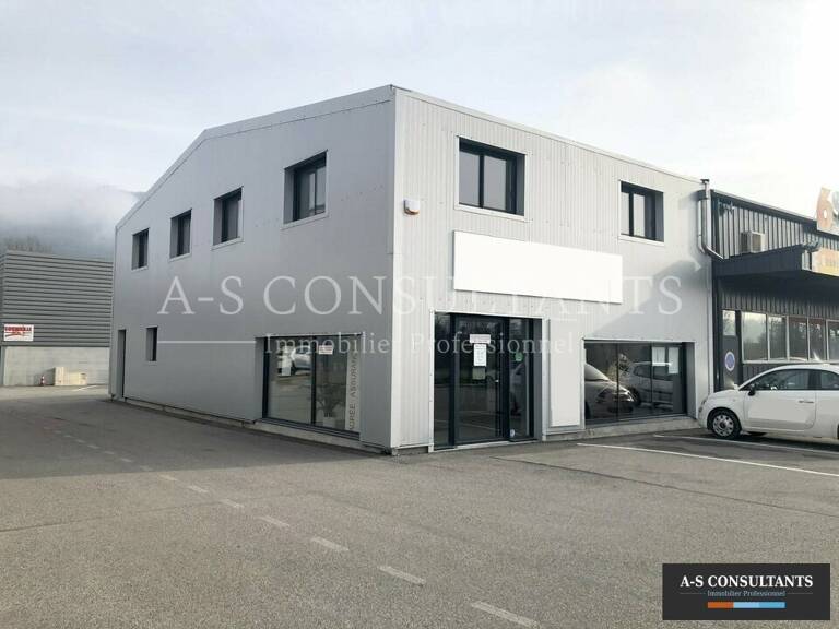 LOCAL COMMERCIAL + ENTREPÔT A VENDRE — photo 1