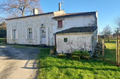 vente maison 123 000 € à proximité de Les Essards (17250)