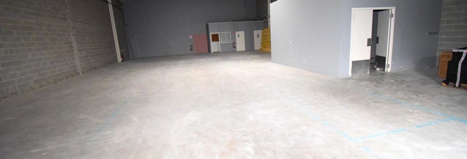 Local industriel 1 Pièce 300 m² à louer à Pissy-Pôville (76360)