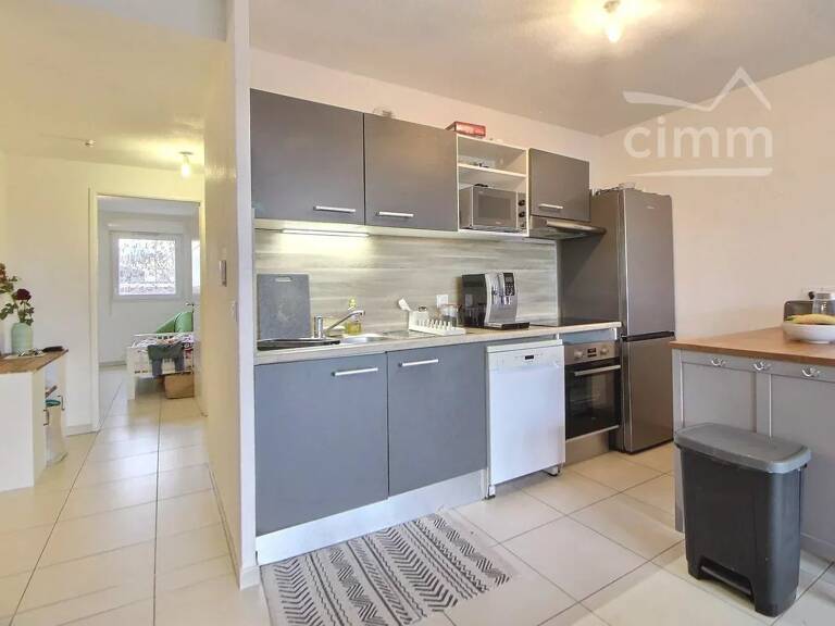 T3 de 60 m² + terrasse de 12 m² et parking — photo 1